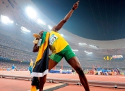 PG中国官网-德甲争冠战之夜，伦纳德状态火热，当篮球巨星遇上足球狂热