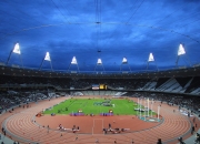 PG世界杯2026-赛道上的红牛内战，周冠宇点燃上海赛场