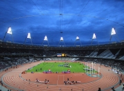 PG世界杯2026-赛道上的红牛内战，周冠宇点燃上海赛场