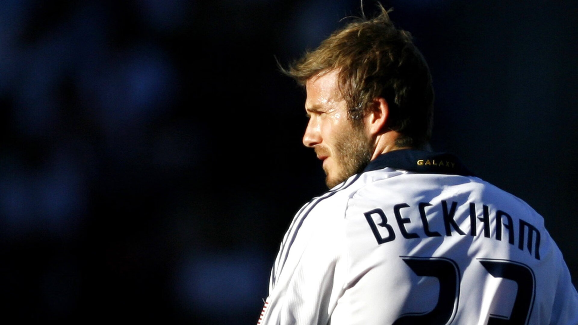 湖人对阵新疆队，伦纳德大场面先生的传奇时刻